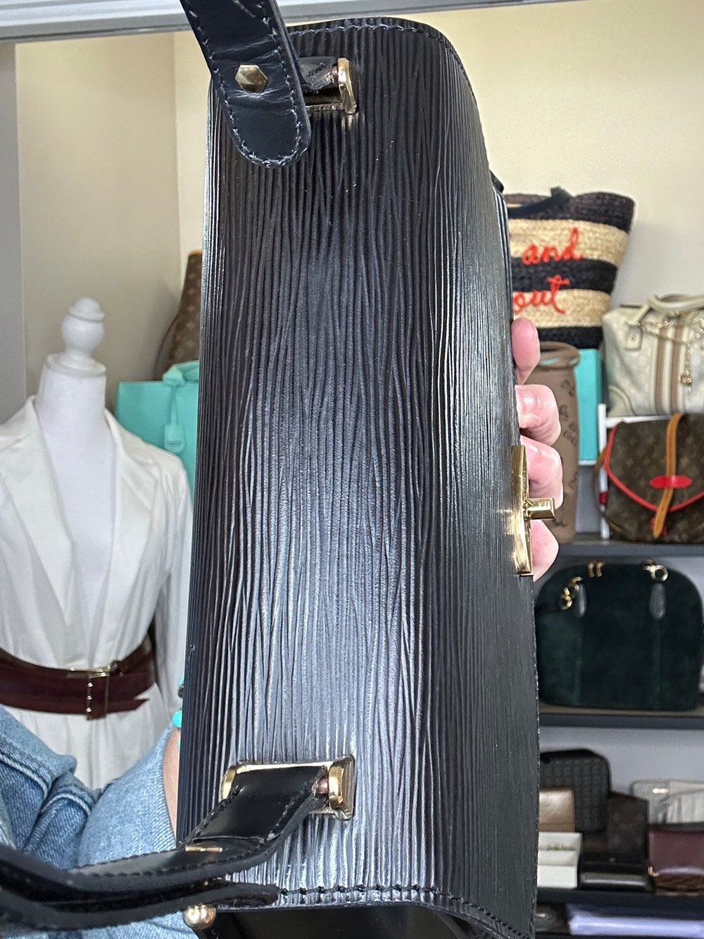 Louis Vuitton Vintage Tilsitt Black Epi Leather Shoulder Bag 1991 w:/ COA - Picture 10 of 15